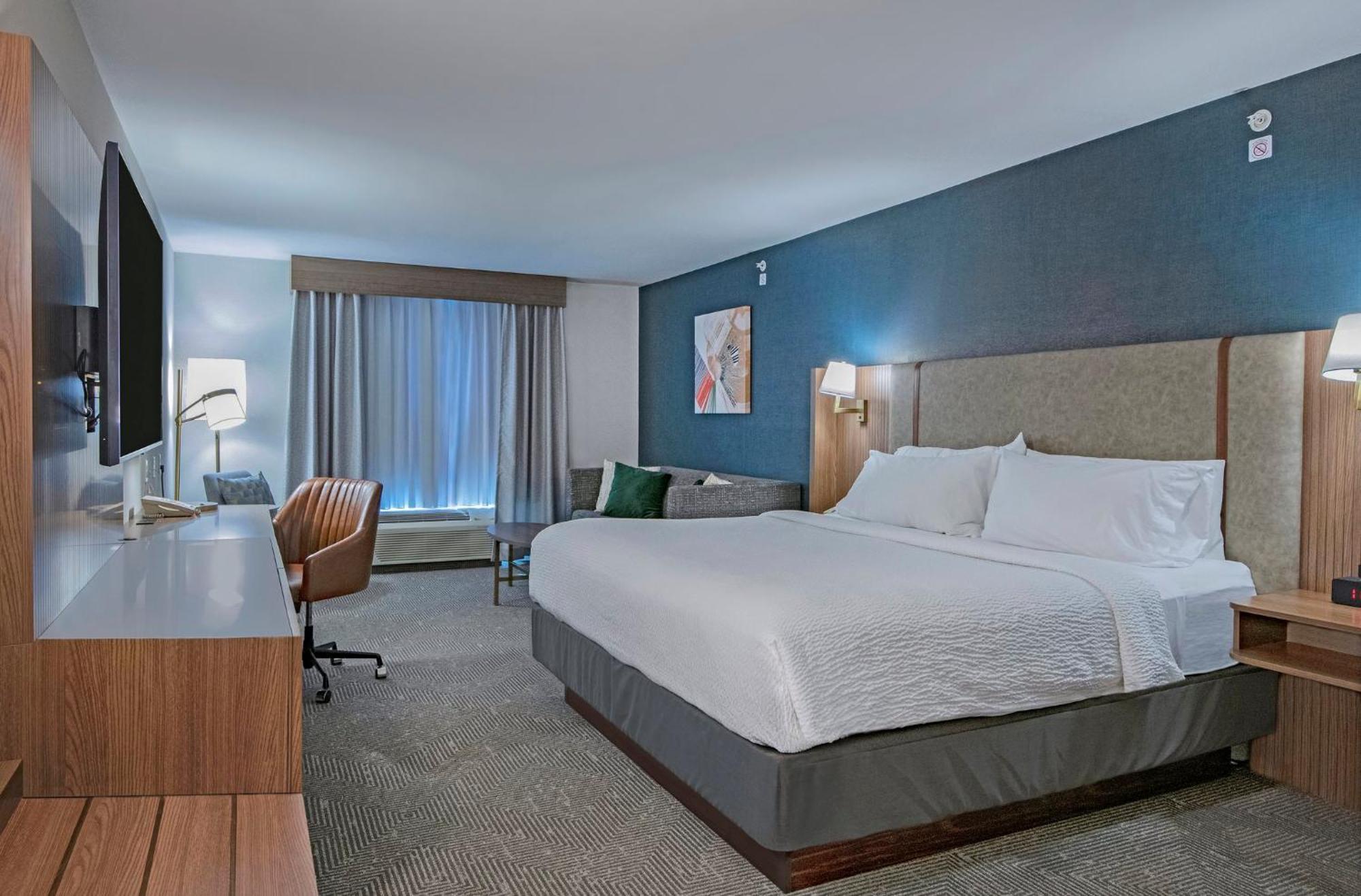 Holiday Inn Hotel And Suites-Kamloops By Ihg Екстер'єр фото