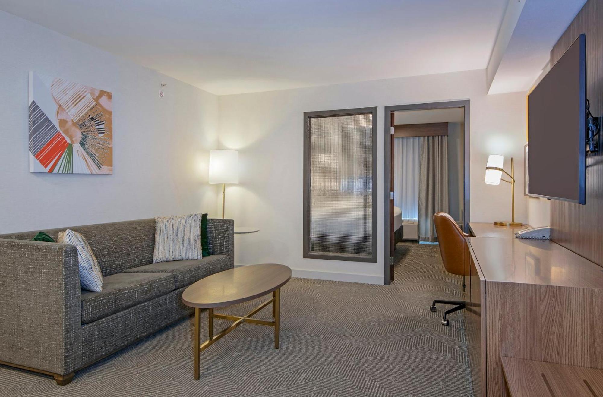 Holiday Inn Hotel And Suites-Kamloops By Ihg Екстер'єр фото