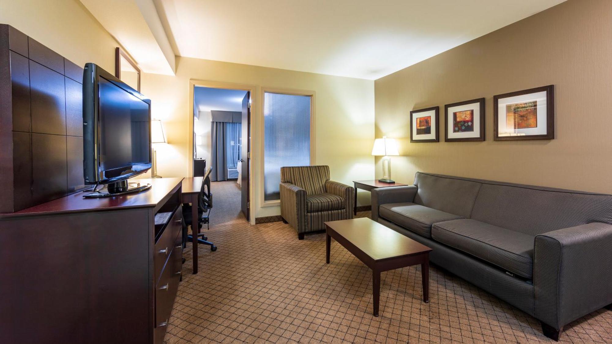 Holiday Inn Hotel And Suites-Kamloops By Ihg Екстер'єр фото
